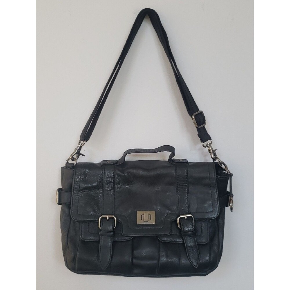 Audrey Brooke Black Leather Messenger Bag - Classic Shoulder Satchel Unisex